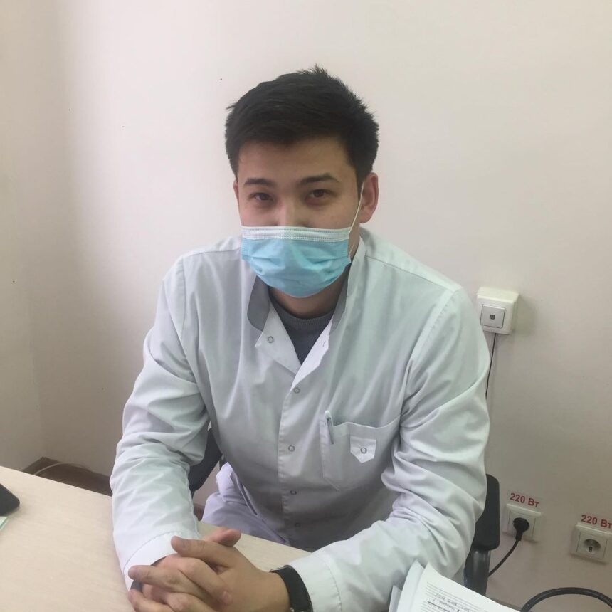Врач кардиолог Городской поликлиники №36 Дәурен Жұмахан рассказал, как не довести ишемию до инфаркта